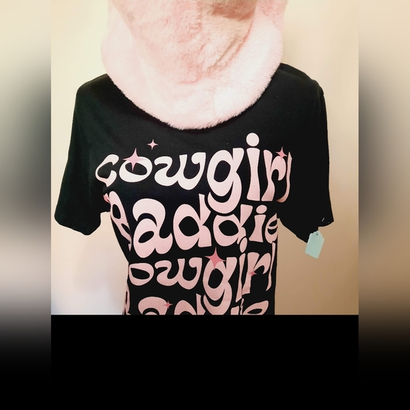 🩷#Cowgirl baddie t-shirt. Hat sold separately 🐎 - Picture 14 of 17